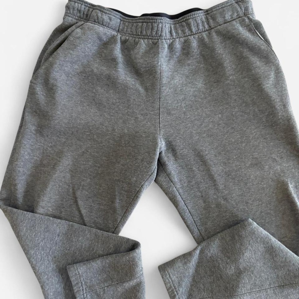 Reebok gray sweatpants size large‎